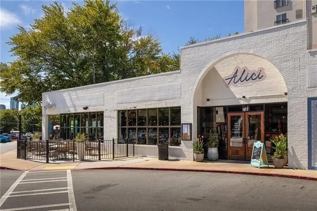 $6,000 | 722 Lakeview Avenue Northeast, Unit A, Atlanta, GA 30308