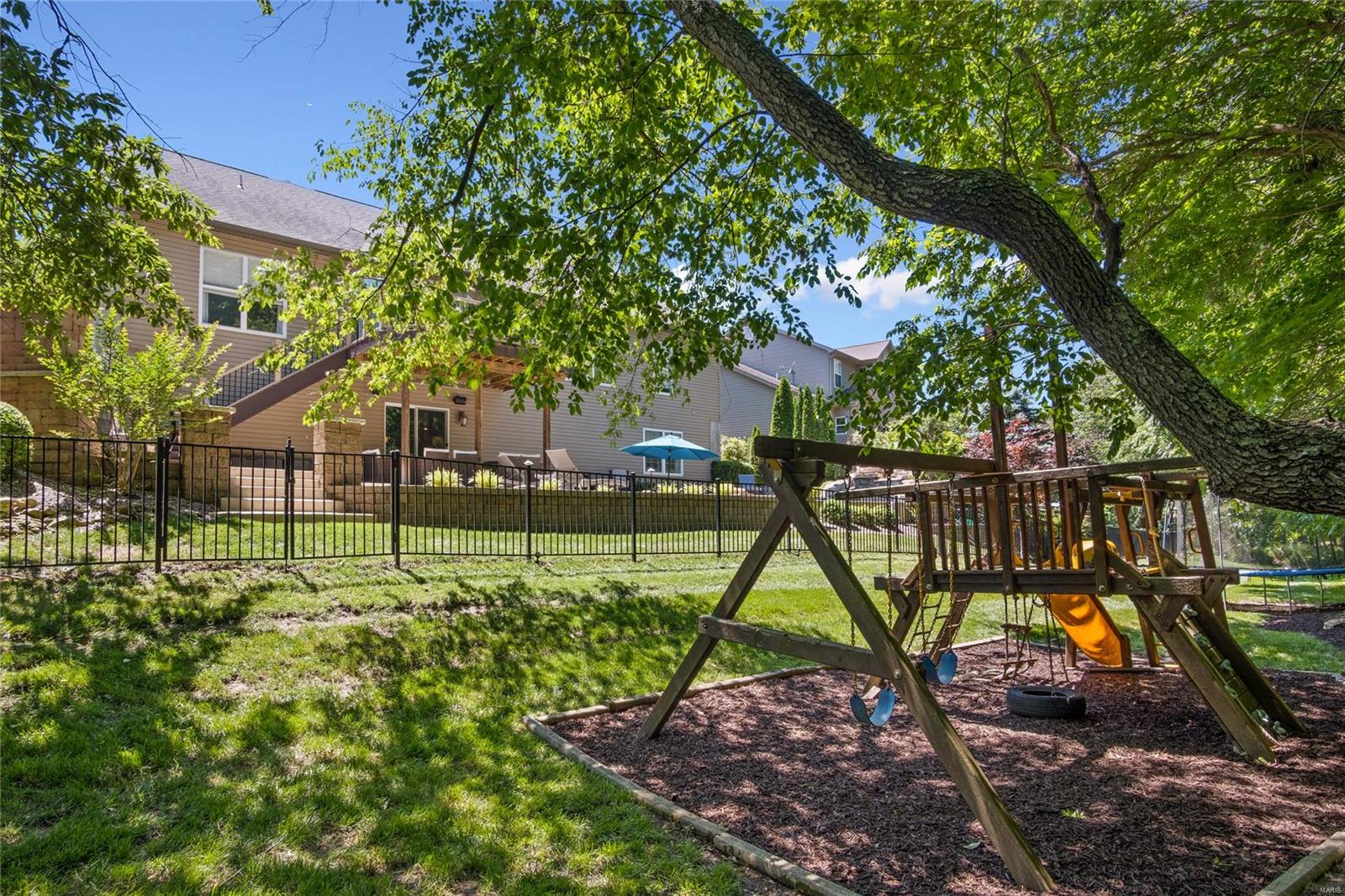 1479 Heritage Valley Drive High Ridge, MO 63049 - Photo 38 of 53