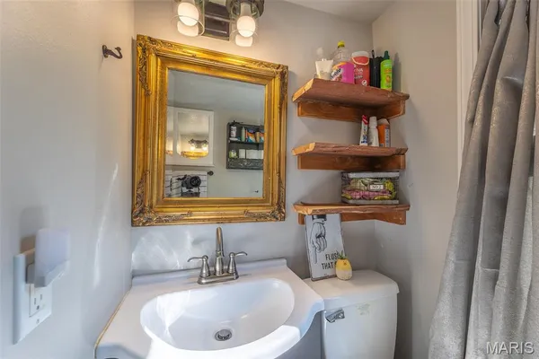 $340,000 | 1804 Winn Street, Piedmont, MO 63957