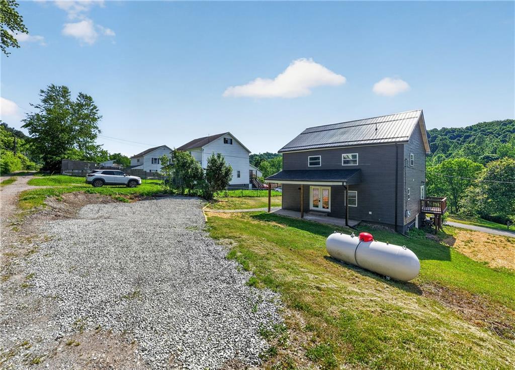 621 Bitner Road Dunbar, PA 15431 - Photo 6 of 27