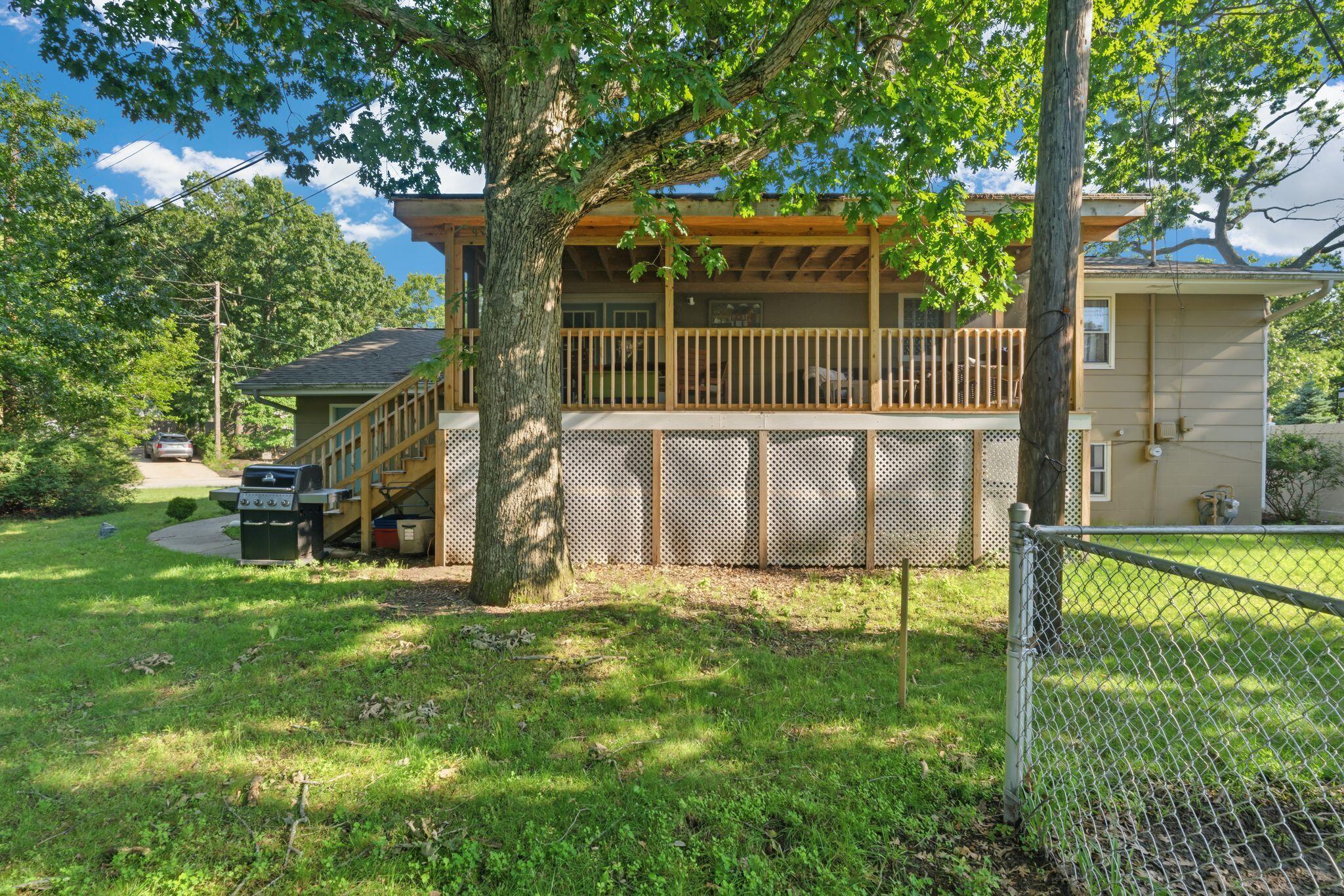 112 Carter Road Michigan City, IN 46360 - Photo 25 of 35 2048x1366