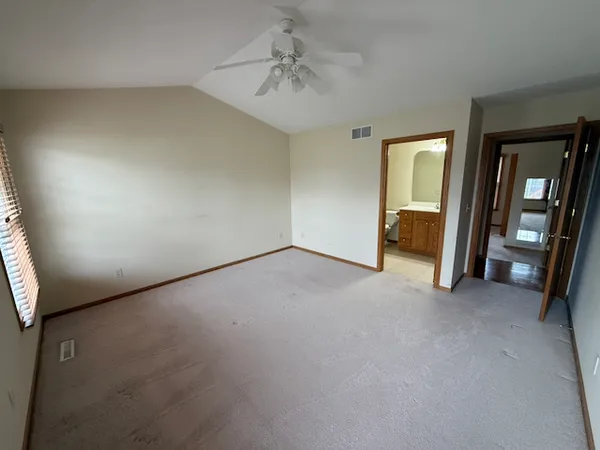 $334,900 | 34 Madison Circle, Davenport, IA 52806