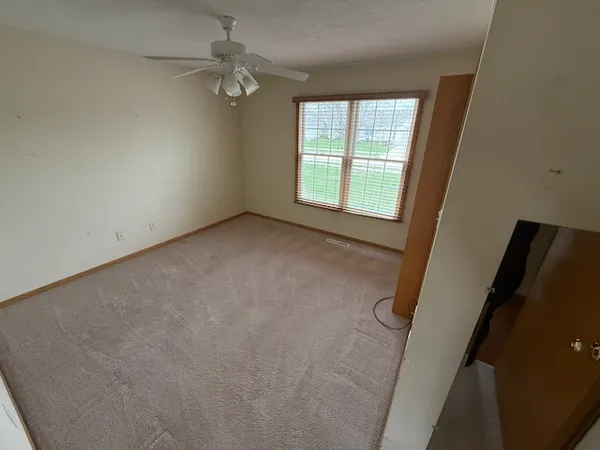 $334,900 | 34 Madison Circle, Davenport, IA 52806
