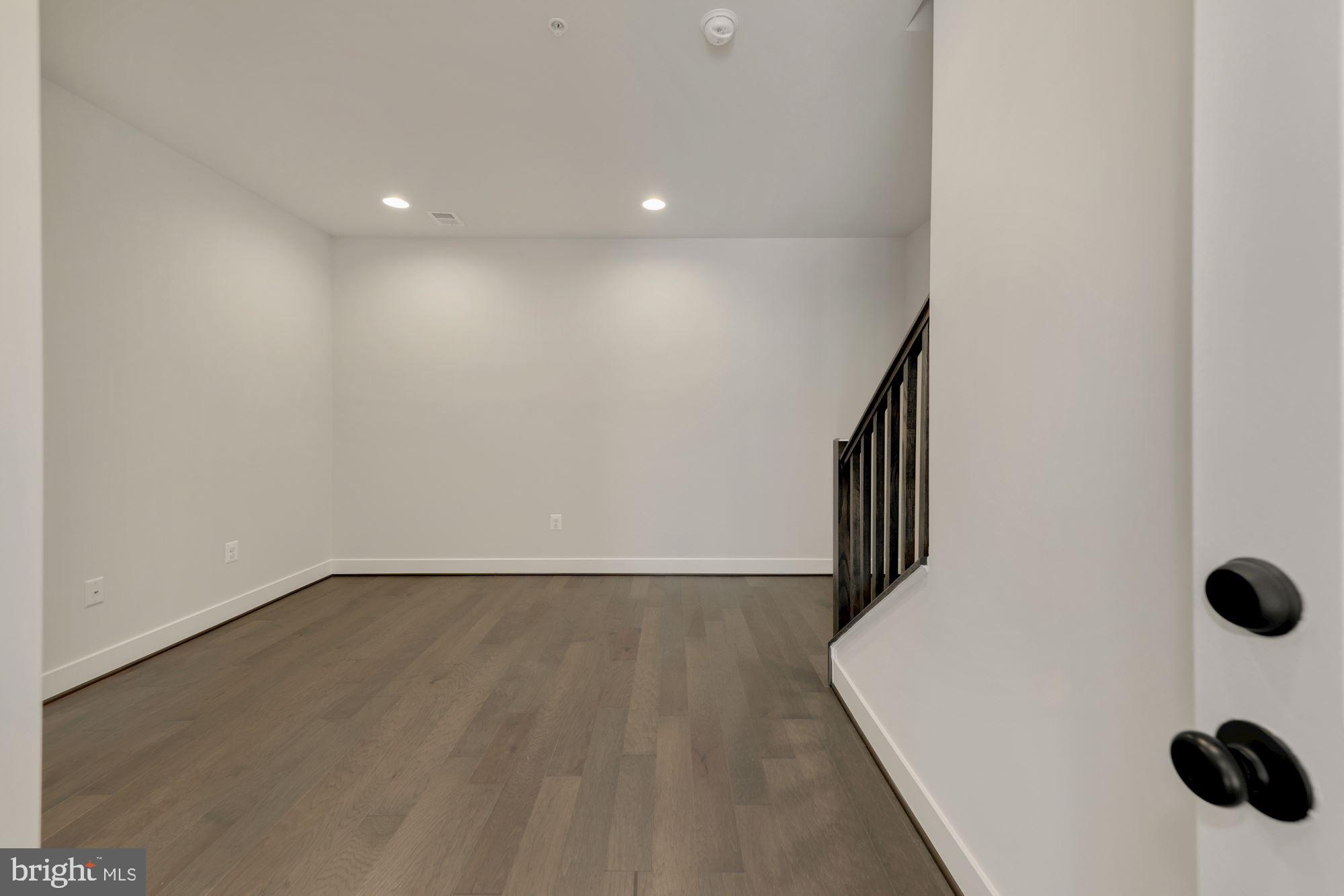 5134 Randolph Road North Bethesda, MD 20852 - Photo 4 of 26 Gallery Image 4