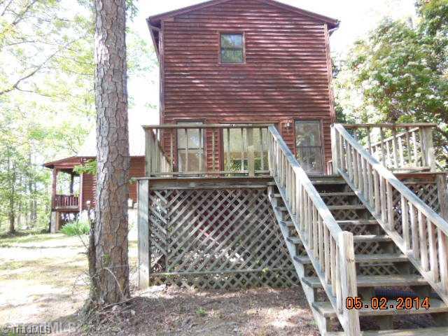 864 Pilot School Road Thomasville, NC 27360 - Photo 2 of 15 Patio/Deck.