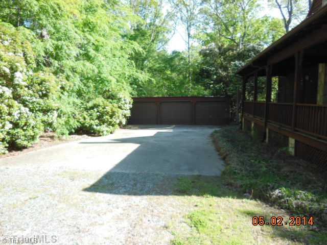 864 Pilot School Road Thomasville, NC 27360 - Photo 11 of 15 Exterior Front.