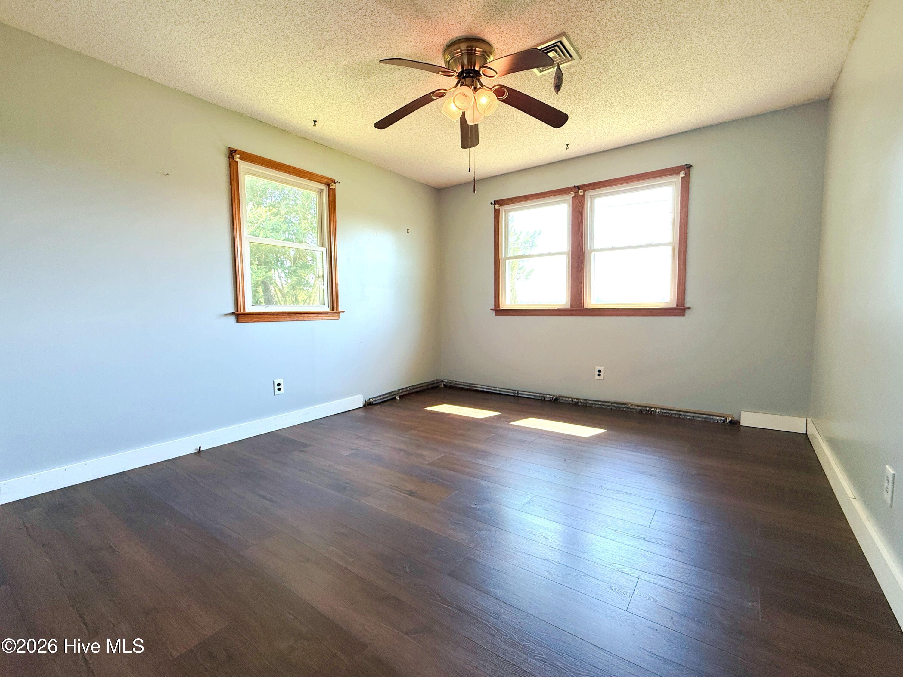 128 North Indiantown Road Shawboro, NC 27973 - Photo 6 of 14
