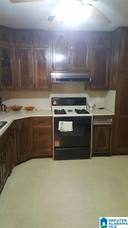 920 Barnisdale Road Birmingham, AL 35235 - Photo 4 of 19