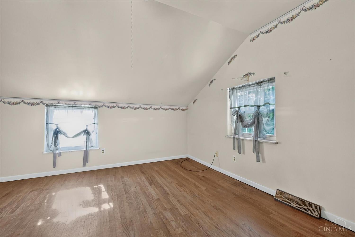 3223 Struble Road Cincinnati, OH 45251 - Photo 21 of 42