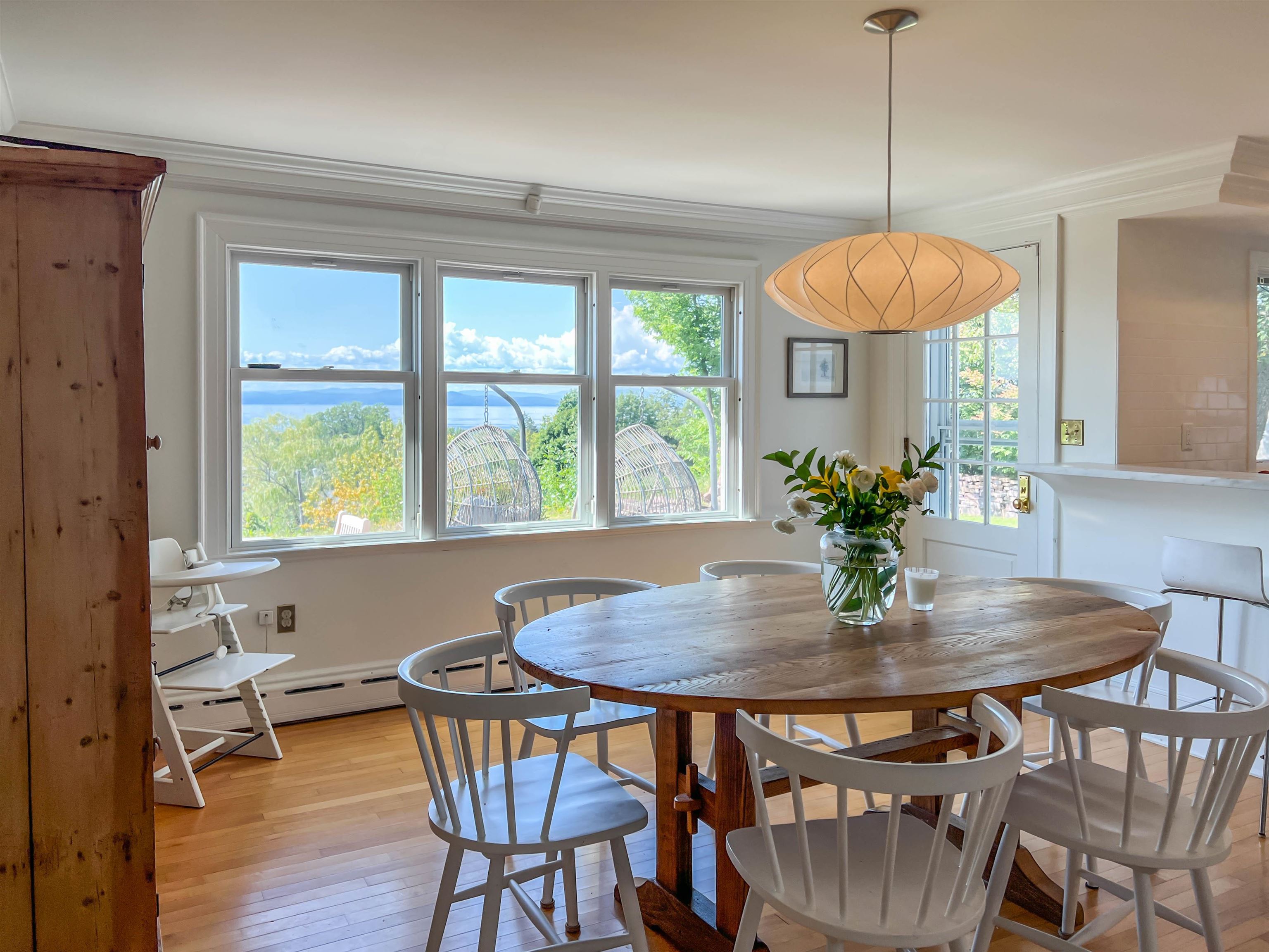 151 Crescent Road Burlington, VT 05401 - Photo 13 of 34