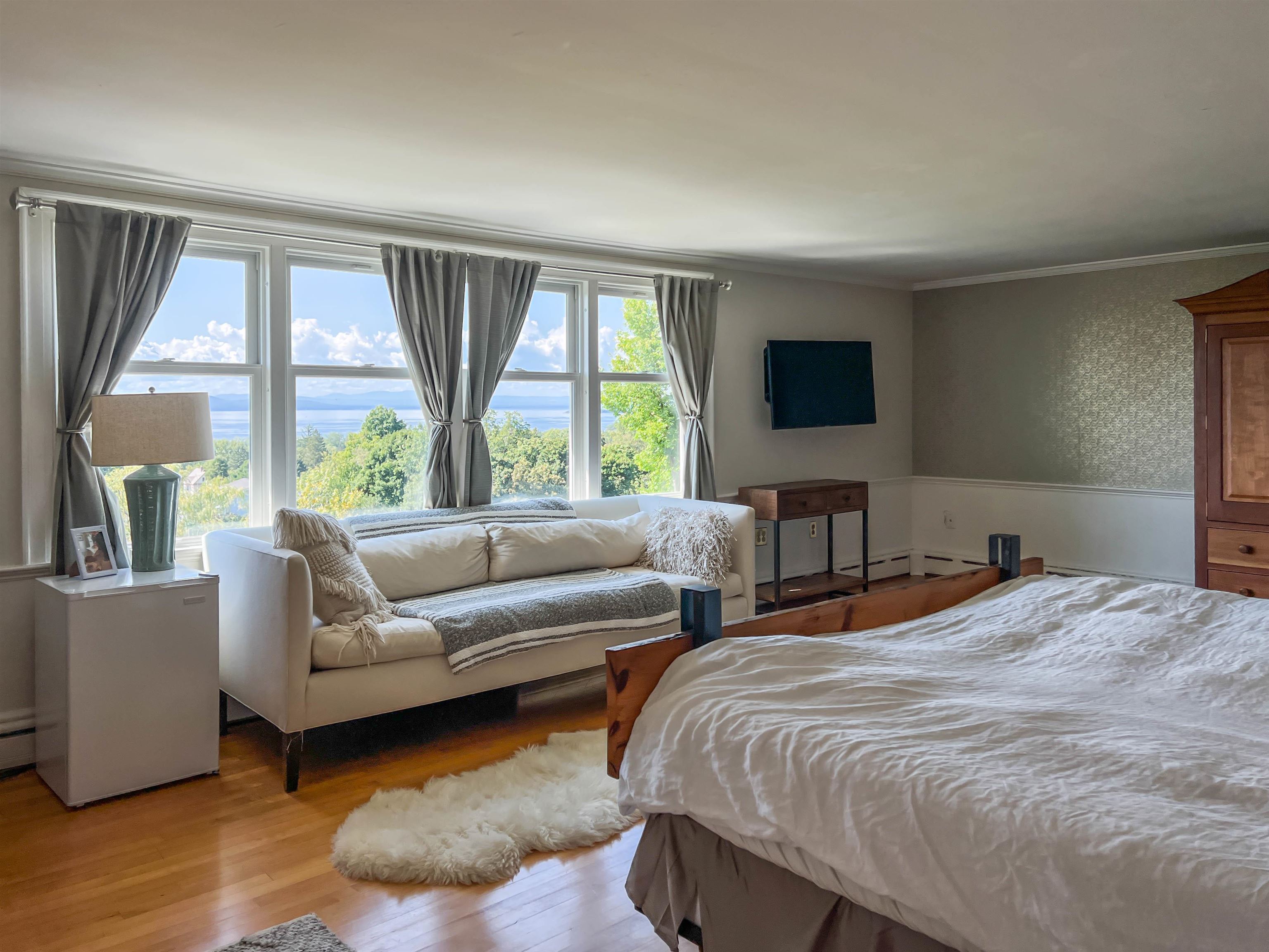 151 Crescent Road Burlington, VT 05401 - Photo 18 of 34