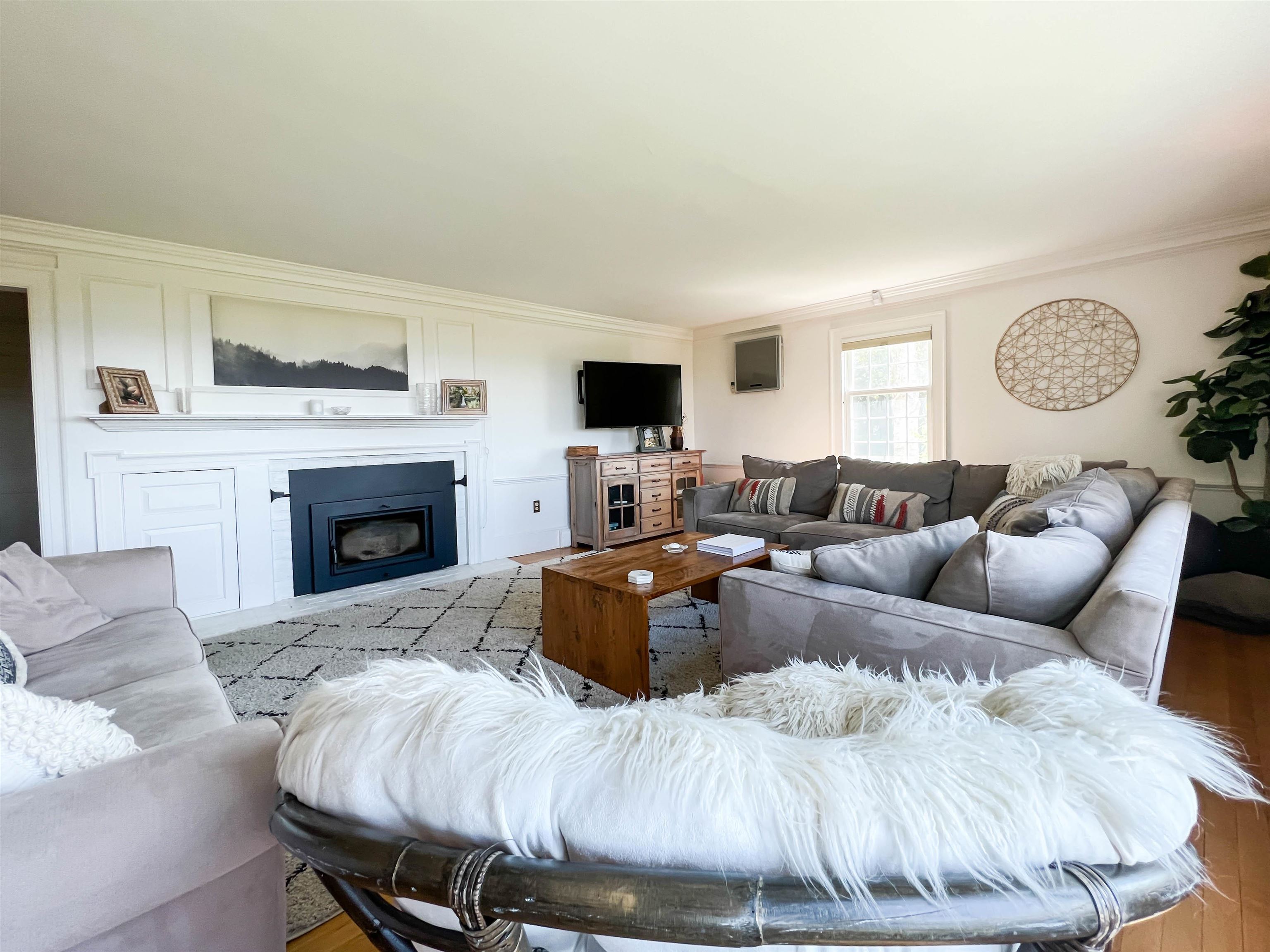 151 Crescent Road Burlington, VT 05401 - Photo 6 of 34