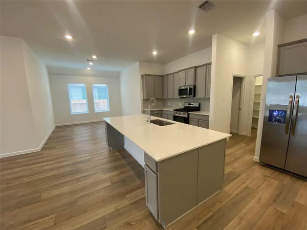 $369,990 | 2611 Pine Bluff Drive, Rosenberg, TX 77469