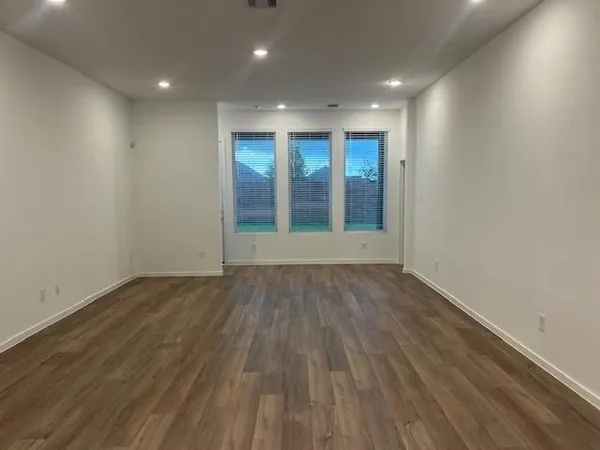 $369,990 | 2611 Pine Bluff Drive, Rosenberg, TX 77469