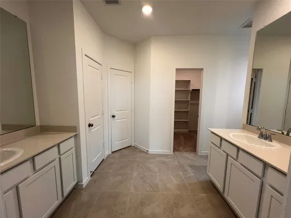 $369,990 | 2611 Pine Bluff Drive, Rosenberg, TX 77469