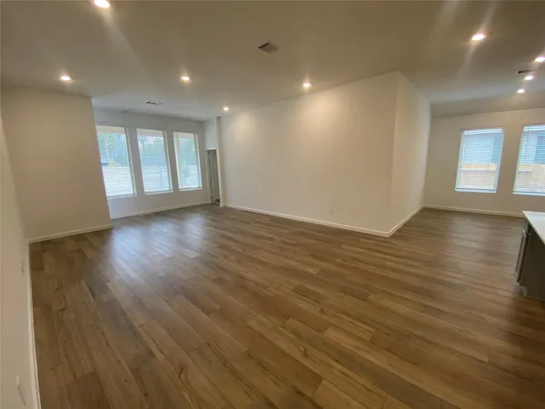 $369,990 | 2611 Pine Bluff Drive, Rosenberg, TX 77469