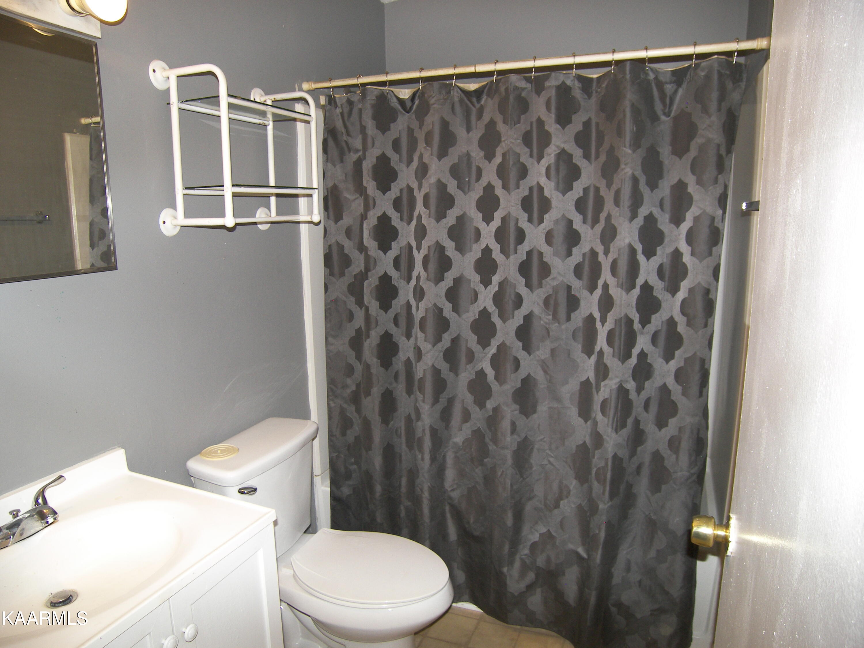 616 Hillview Road Knoxville, TN 37919 - Photo 10 of 31 100_4444