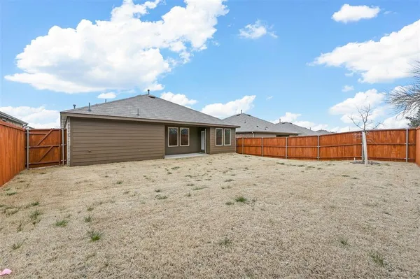 $1,695 | 2324 Burleson Road, Sherman, TX 75090