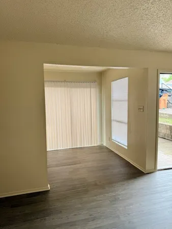 $795 | 3001 B Parker Lane, Austin, TX 78741