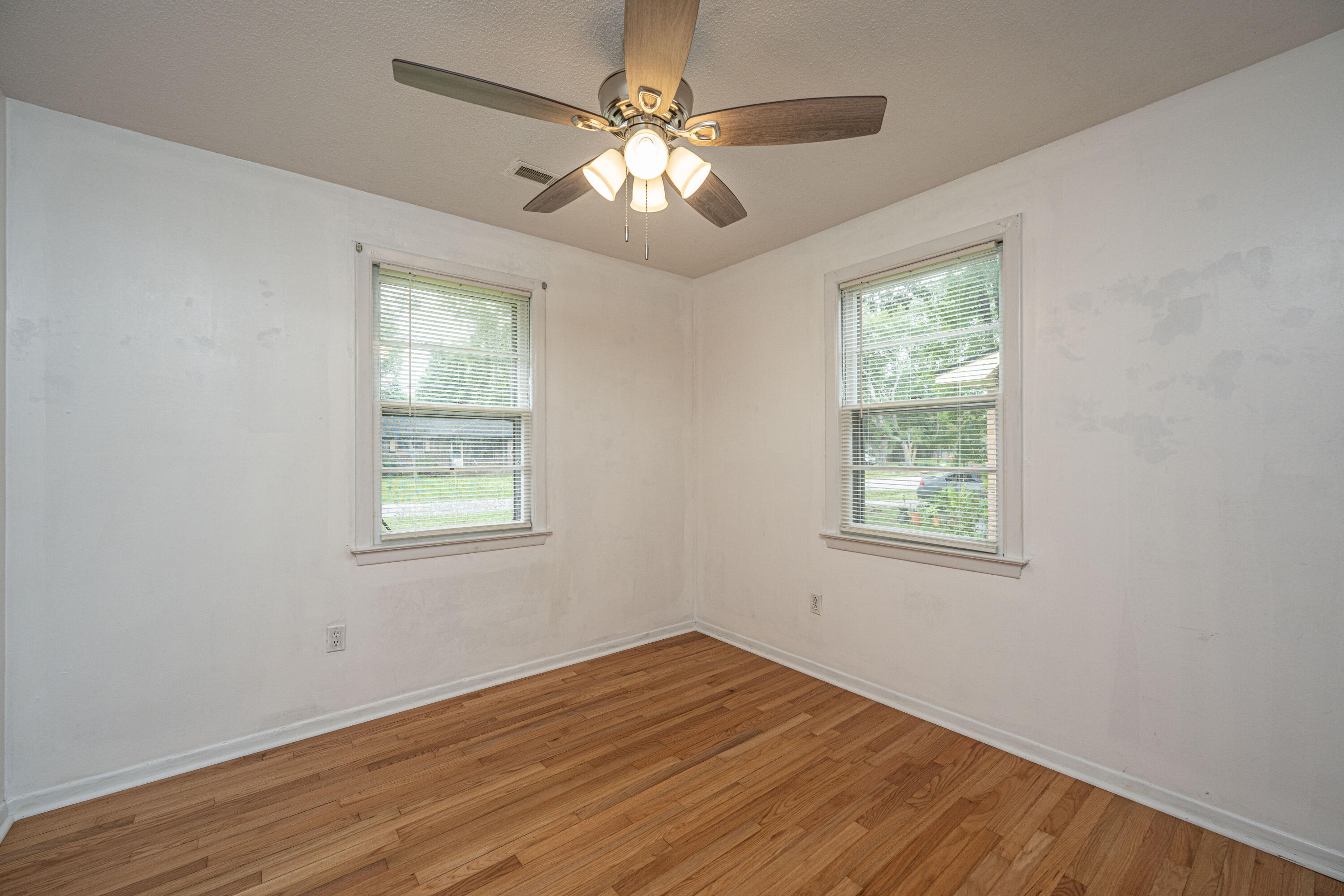 3142 Bonanza Road Charleston, SC 29414 - Photo 29 of 41 3142BonanzaRd028