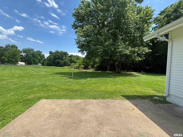 $214,900 | 208 Dorris Drive, Metropolis, IL 62960