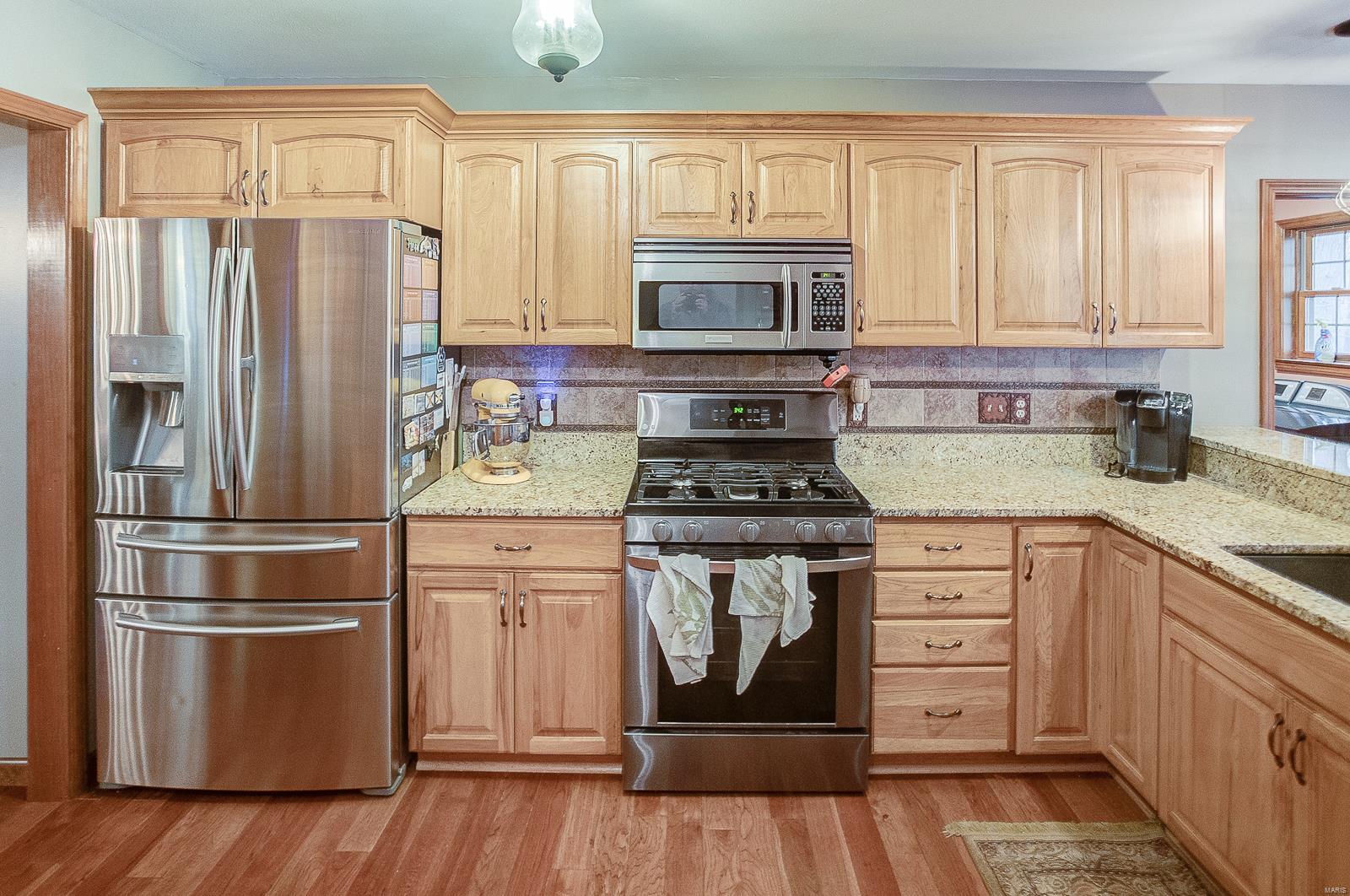 4408 Thatcher Road Alton, IL 62002 - Photo 14 of 68 Gallery Image 14