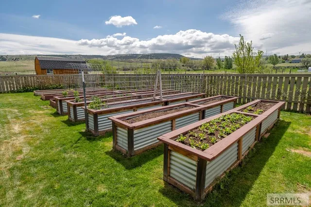 $3,300,000 | 14071 South 1st East, Idaho Falls, ID 83404