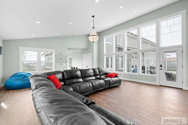 $3,300,000 | 14071 South 1st East, Idaho Falls, ID 83404