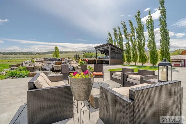 $3,300,000 | 14071 South 1st East, Idaho Falls, ID 83404