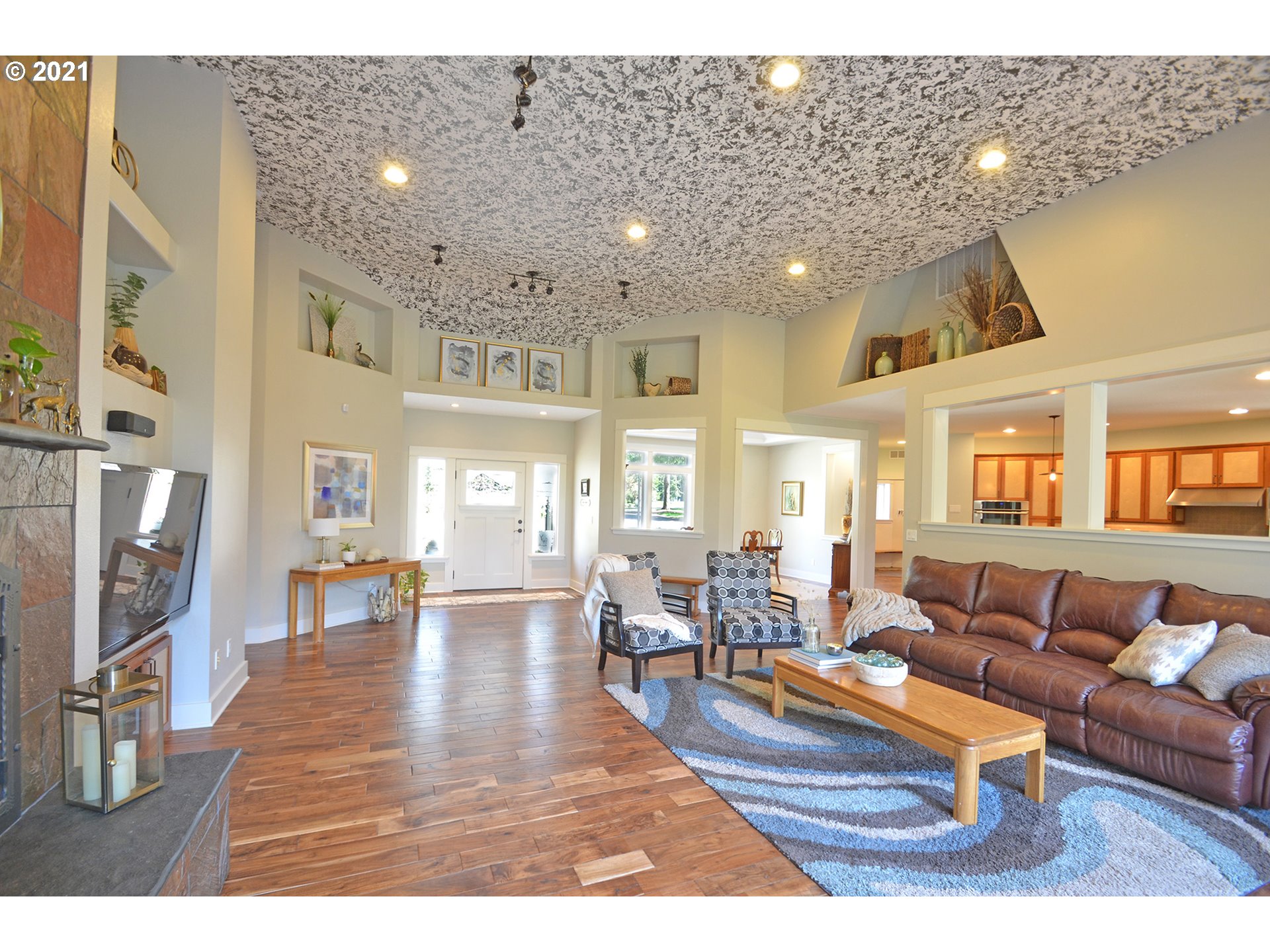 14919 South Beaton Road Oregon City, OR 97045 - Photo 4 of 32 Gallery Image 4