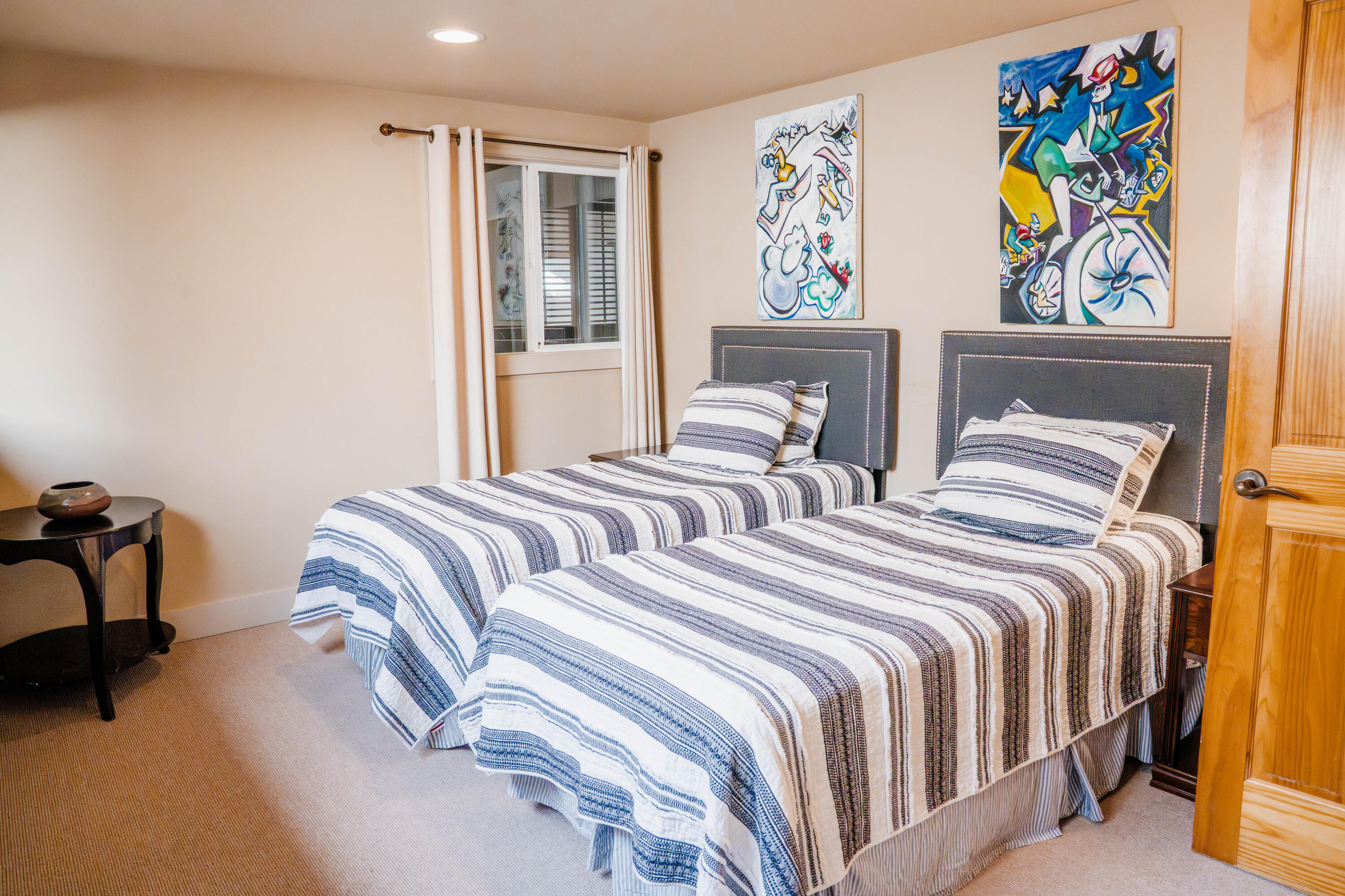 291 South 3rd Avenue, Unit 25 Ketchum, ID 83340 - Photo 16 of 19 2nd floor loft bedroom