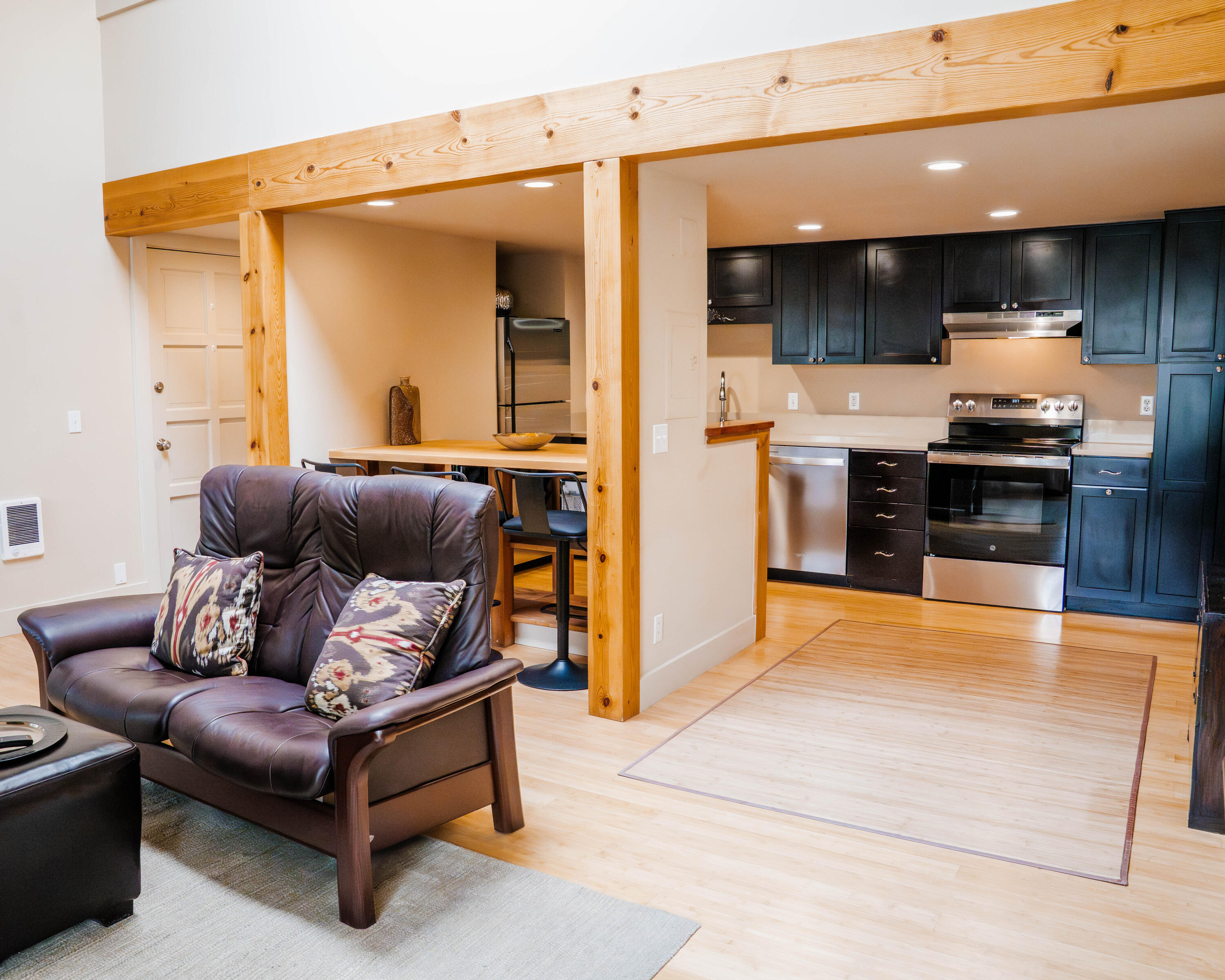 291 South 3rd Avenue, Unit 25 Ketchum, ID 83340 - Photo 7 of 19 Living 1