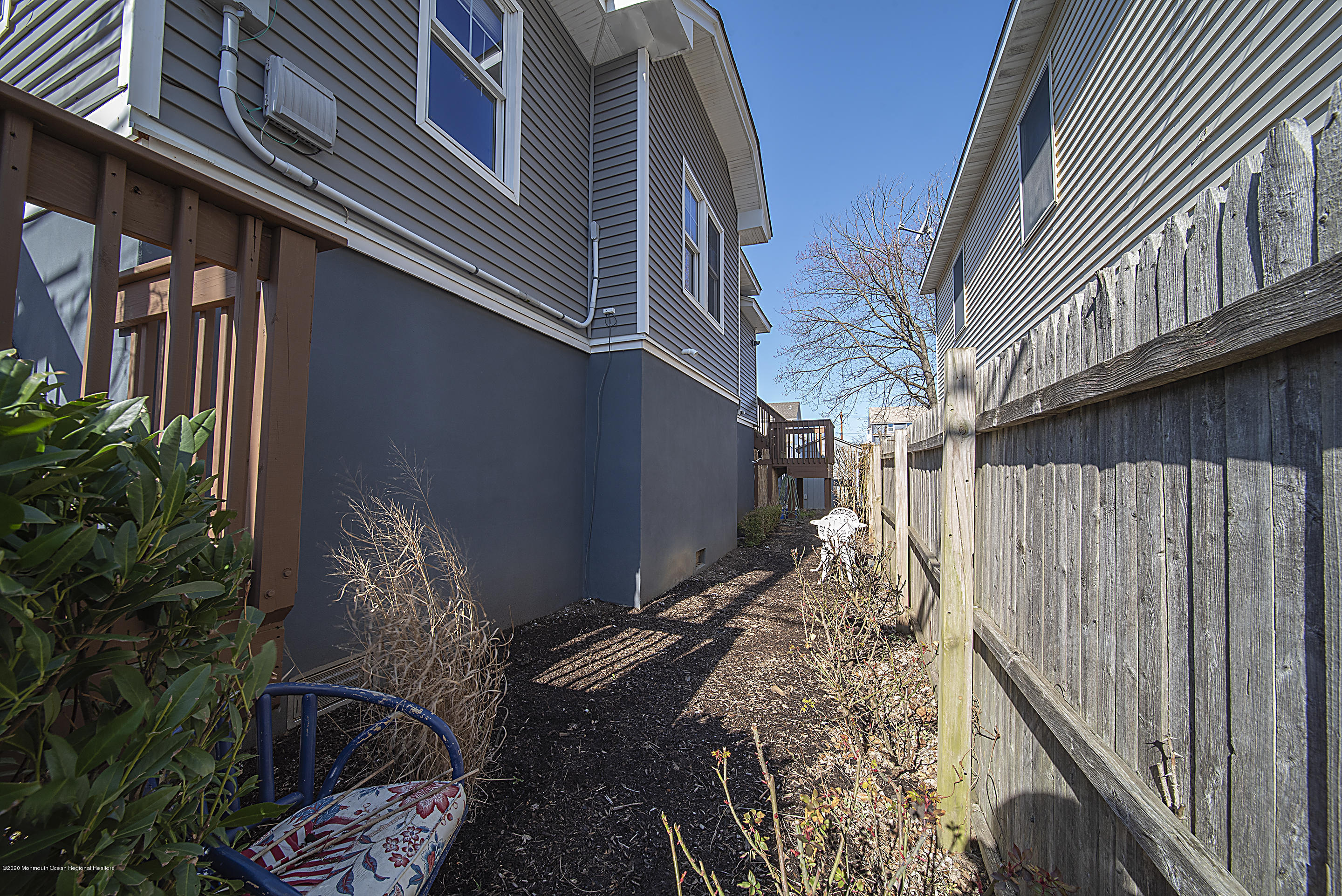 22 Cornwall Street Highlands, NJ 07732 - Photo 16 of 24 a backyard of a house