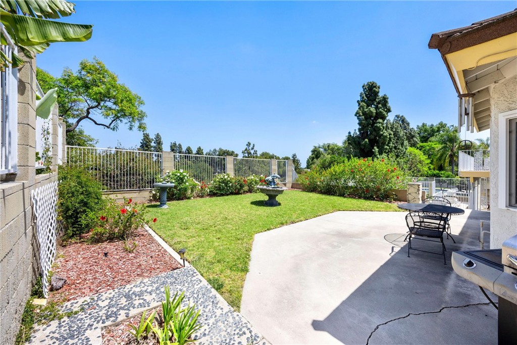 2132 Camino Rey Fullerton, CA 92833 - Photo 14 of 60 Backyard