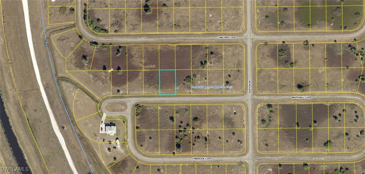 208 Lynbrook Loop LaBelle, FL 33935 - Photo 3 of 4 a bathroom with a shower