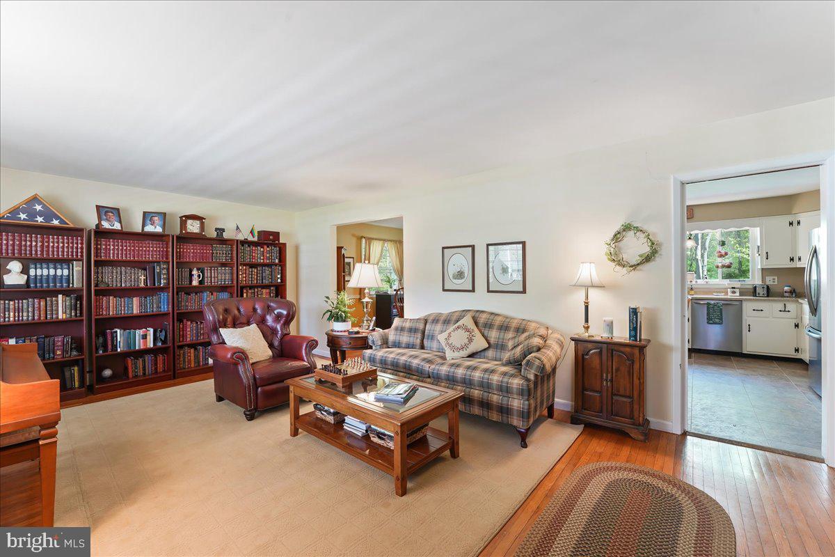 10 Andrews Road Malvern, PA 19355 - Photo 4 of 40 Gallery Image 4