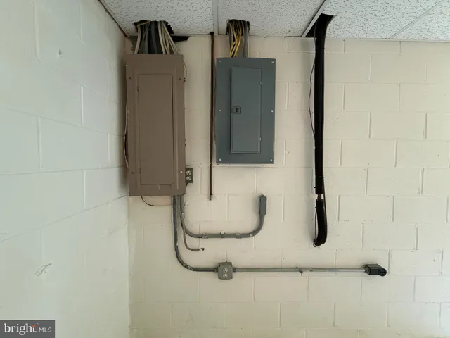 $1,299,999 | 404 Woodbrook Road, Lancaster, VA 22503