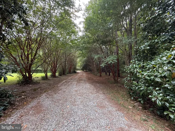 $1,299,995 | 404 Woodbrook Road, Lancaster, VA 22503