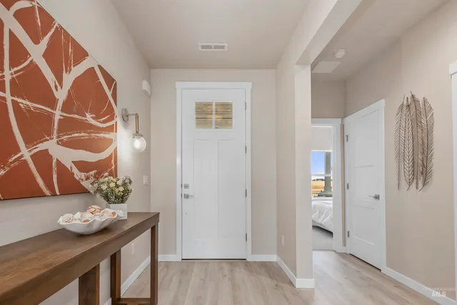 $447,990 | 1588 Southwest Silverstone Avenue, Mountain Home, ID 83647