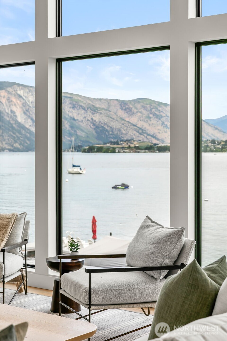 3212 South Lakeshore Road Chelan, WA 98816 - Photo 12 of 40