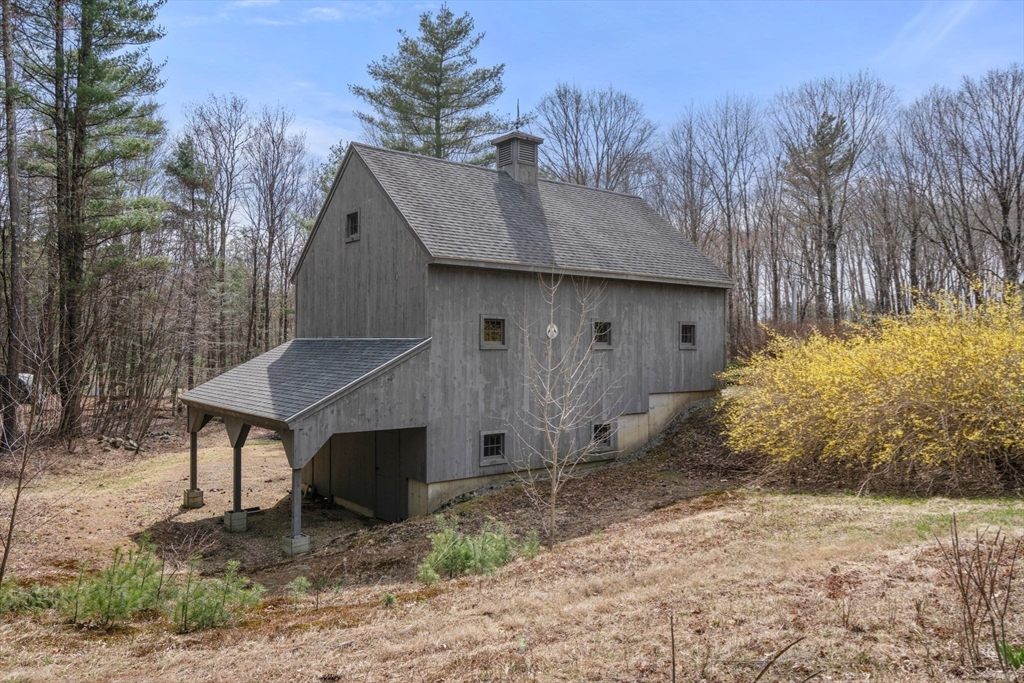 92 Allen Hill Road Brimfield, MA 01010 - Photo 7 of 39