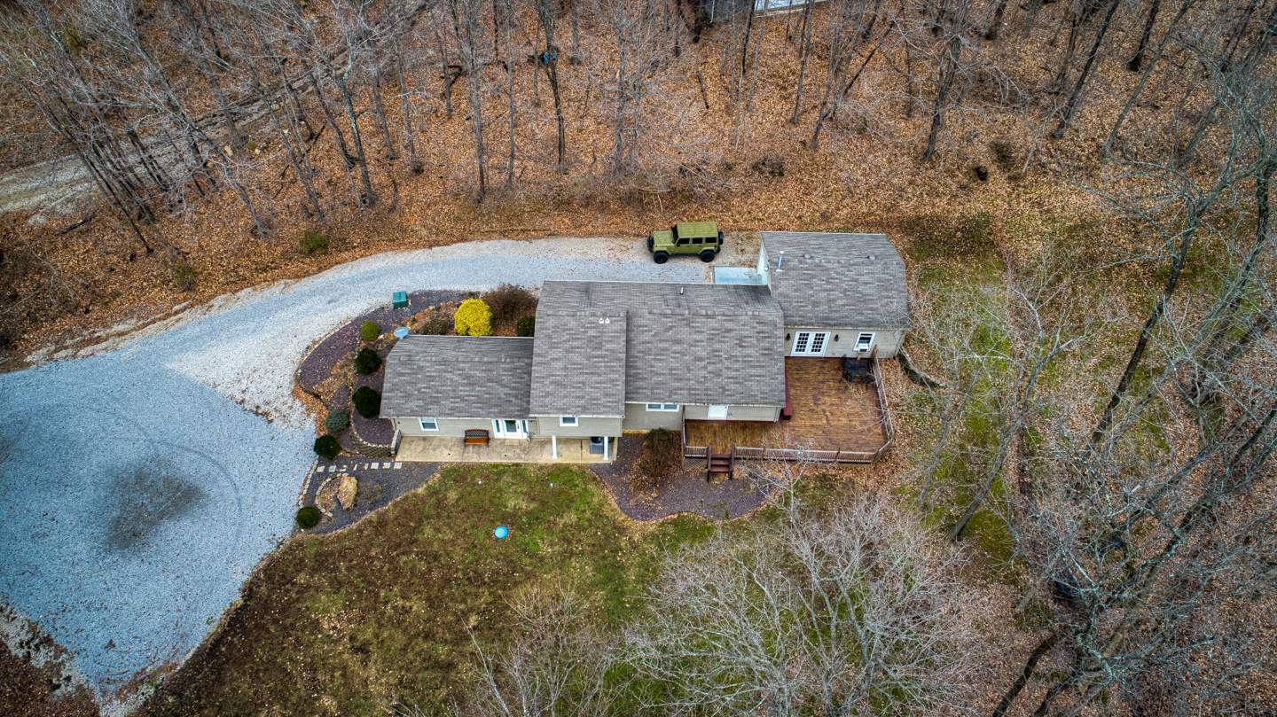 1844 South Yankeetown Road Boonville, IN 47601 - Photo 1 of 36 Gallery Image 1