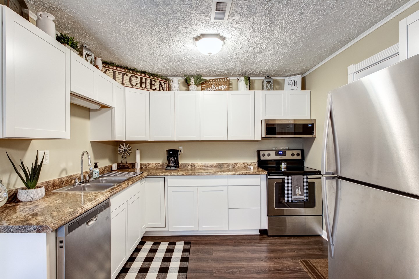 1844 South Yankeetown Road Boonville, IN 47601 - Photo 13 of 36 Gallery Image 13