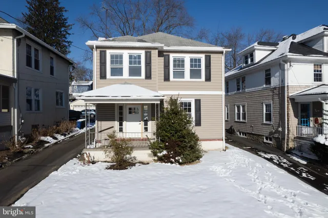 $369,900 | 2423 Jenkintown Road, Glenside, PA 19038