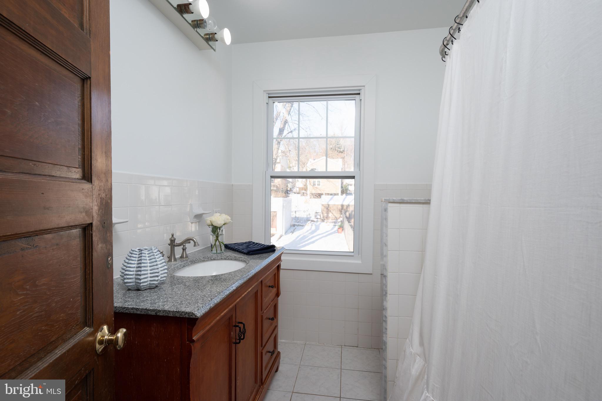 2423 Jenkintown Road Glenside, PA 19038 - Photo 23 of 29