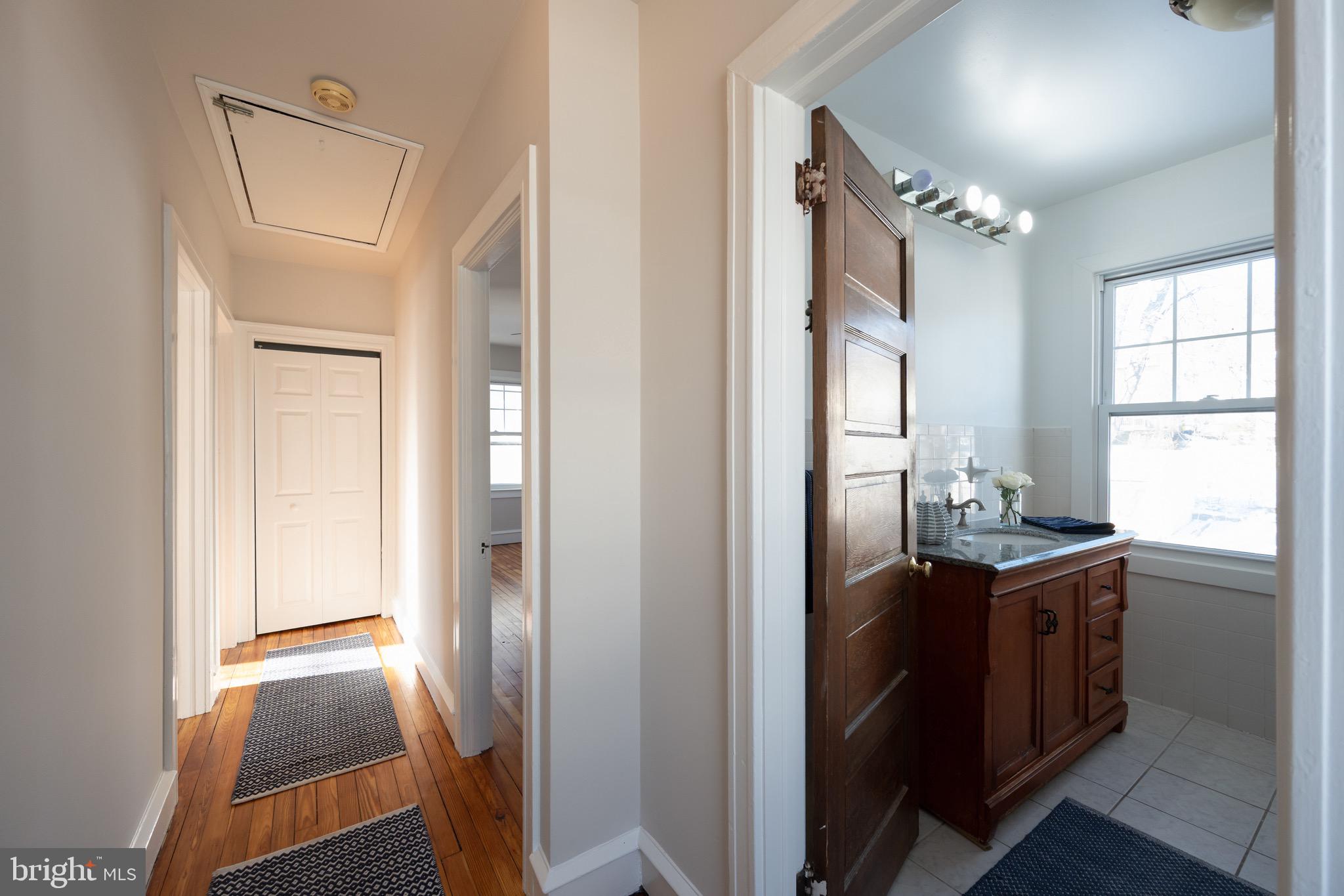 2423 Jenkintown Road Glenside, PA 19038 - Photo 24 of 29