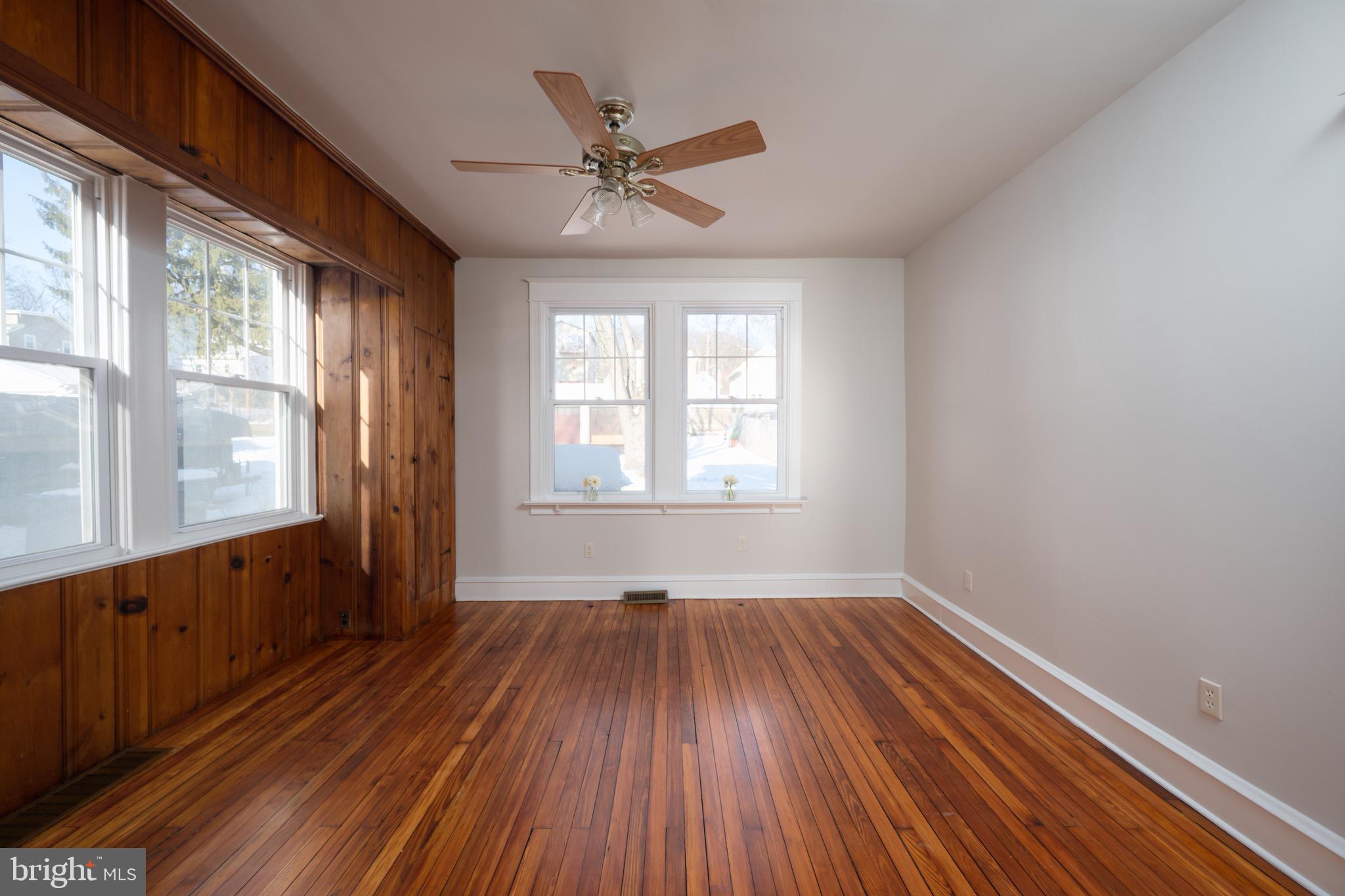 2423 Jenkintown Road Glenside, PA 19038 - Photo 7 of 29