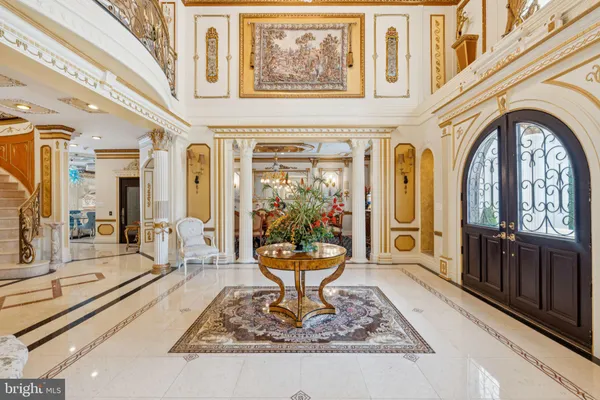 $4,800,000 | 423 Seneca Road, Great Falls, VA 22066