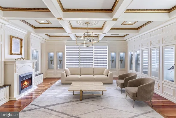 $4,800,000 | 423 Seneca Road, Great Falls, VA 22066