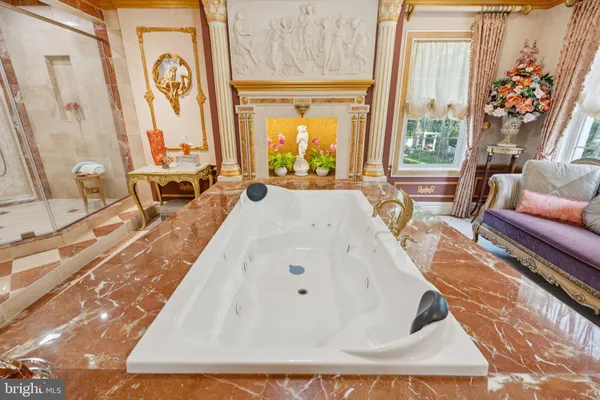 $4,800,000 | 423 Seneca Road, Great Falls, VA 22066